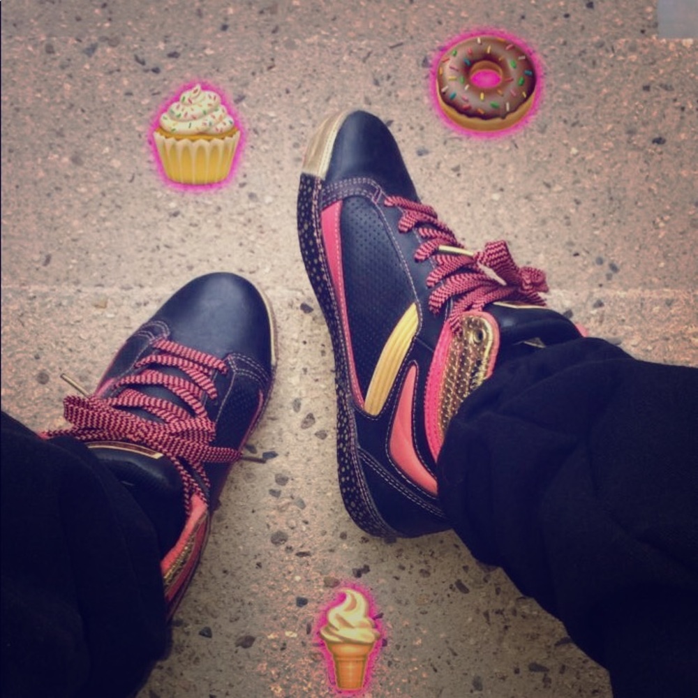 Pastry shoes 🍩🍦🍪🍰🍦😋